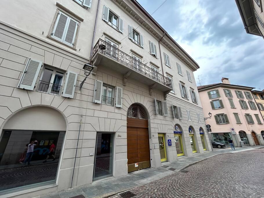 Borgopalazzo Charme Home Bergame Extérieur photo